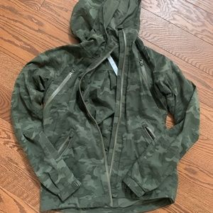 Lululemon Rise and Shine Jacket Original Camo